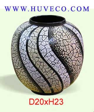 Round Lacquer Flower Vase with Eggshell